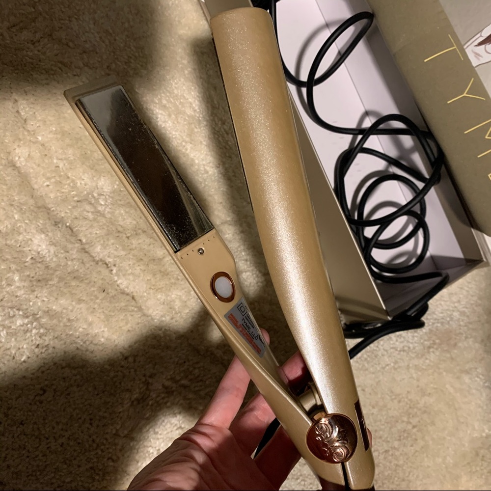 Tyme Curling Iron - EUC